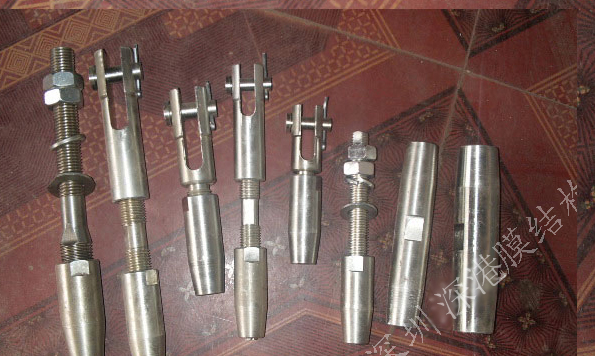 �����^�^